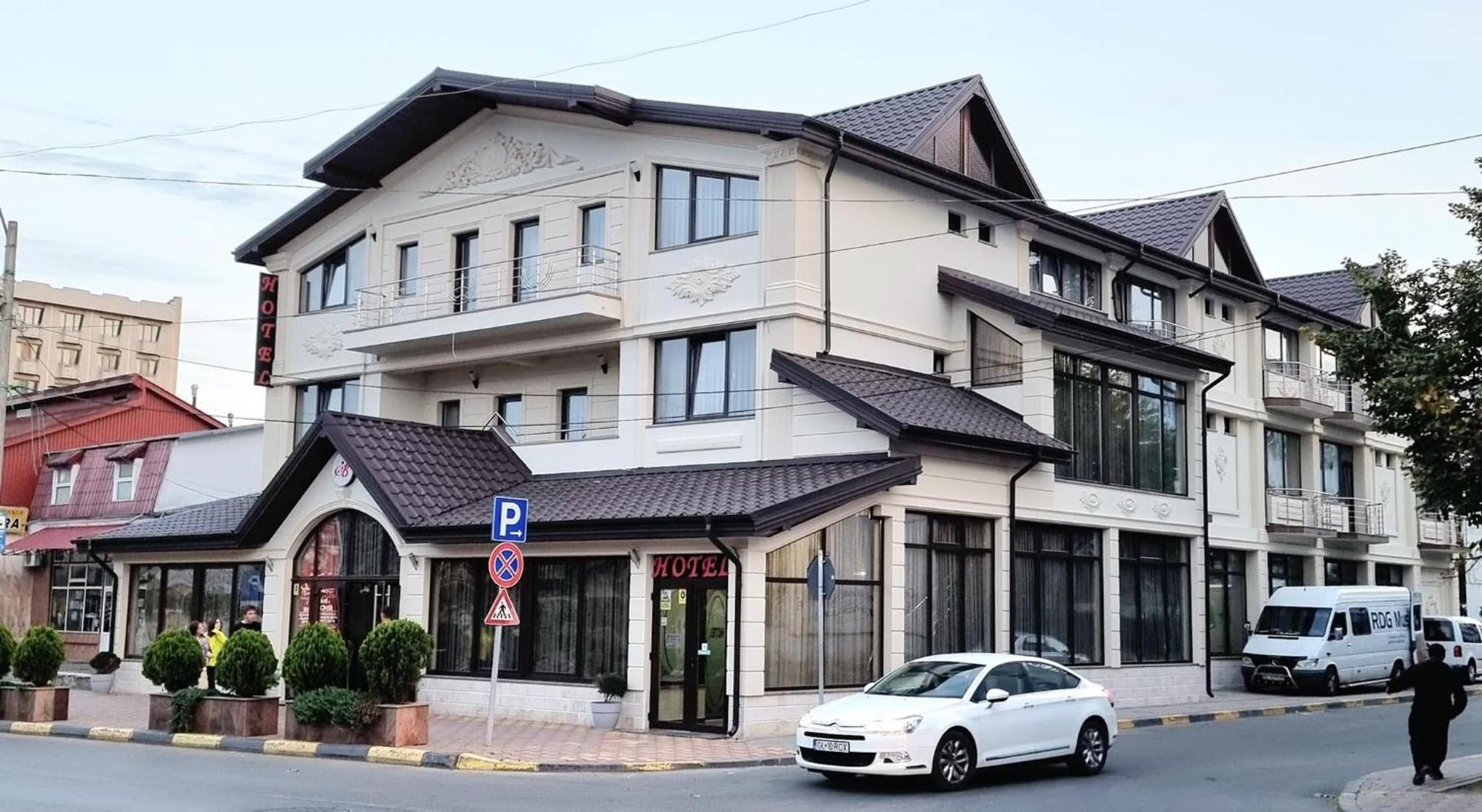 Hotel Bacsoridana Tecuci Exterior photo